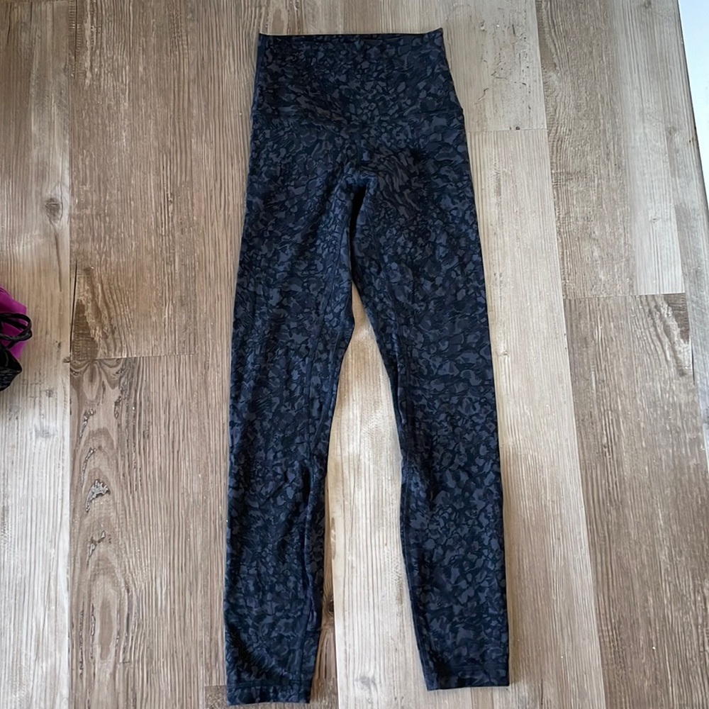 New lululemon align size 2